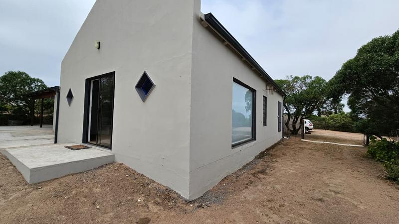 2 Bedroom Property for Sale in Britannica Heights Western Cape